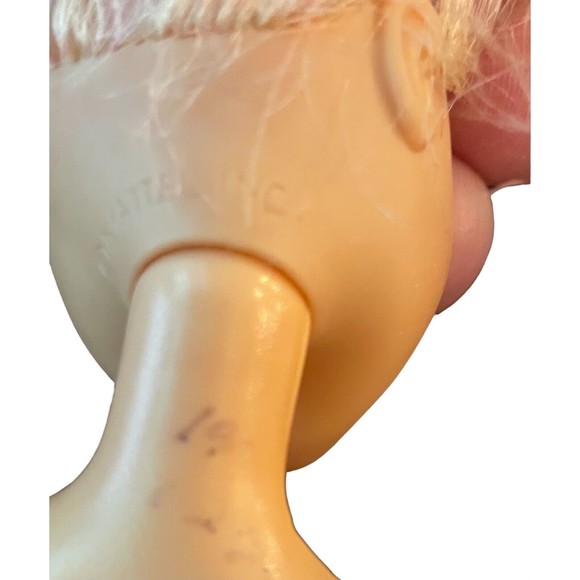 My Scene Barbie Mattel 1999 body bend snap, Pink Hair Body Piercings Belly Chain - Picture 8 of 9